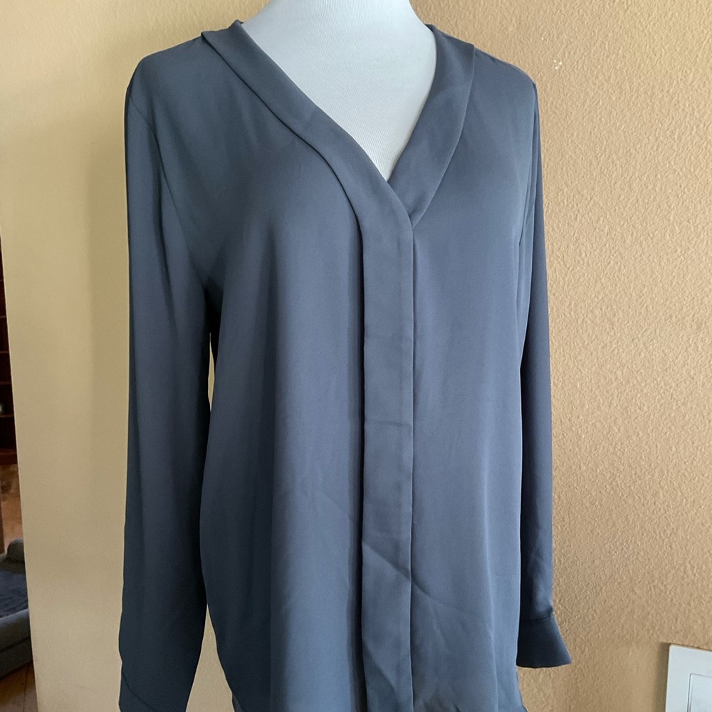 LOFT Blouse - NWOT - Picture 1 of 4